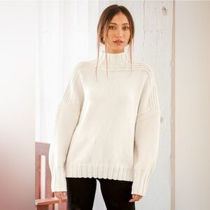 Toasty Mornings White Knit Oversized Sweater
Lulus xs (my4)